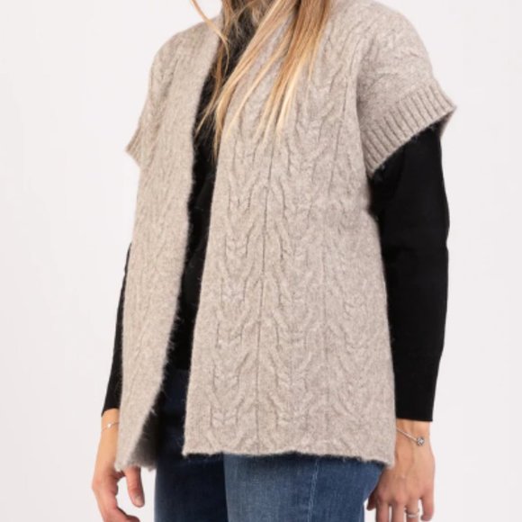 Alysi Soft Shortsleeved Cable-knit Cardigan, Beige, Size S - Picture 13 of 15